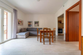 Lido Holiday Home
